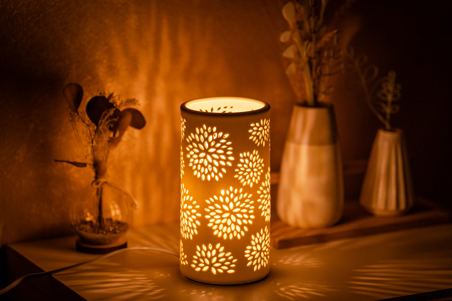 LAMPADA CILINDO IN CERAMICA BIANCA FIORI