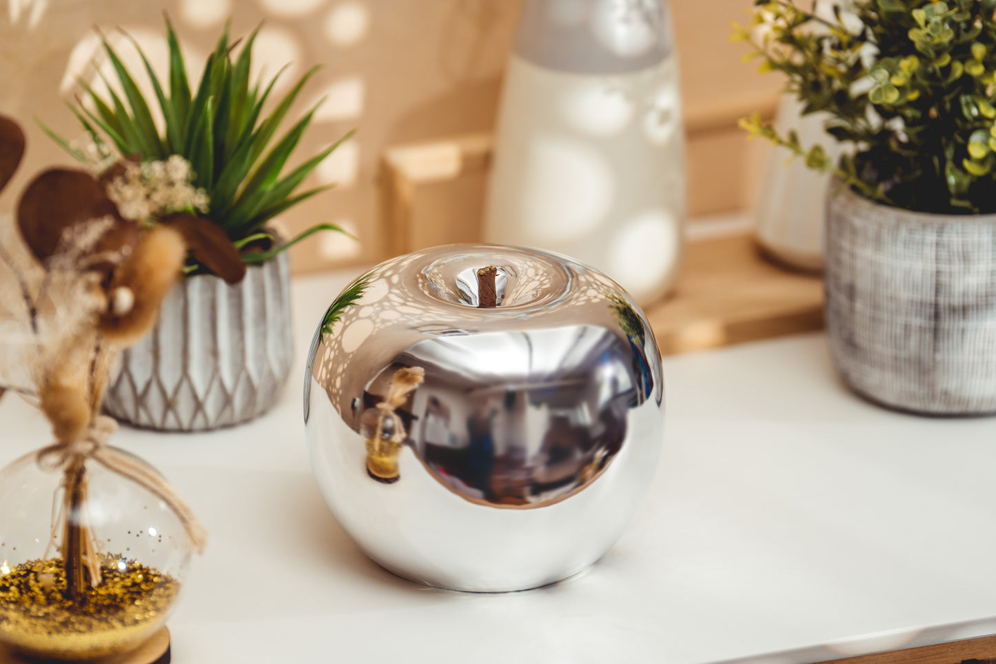 MELA IN CERAMICA ARGENTO